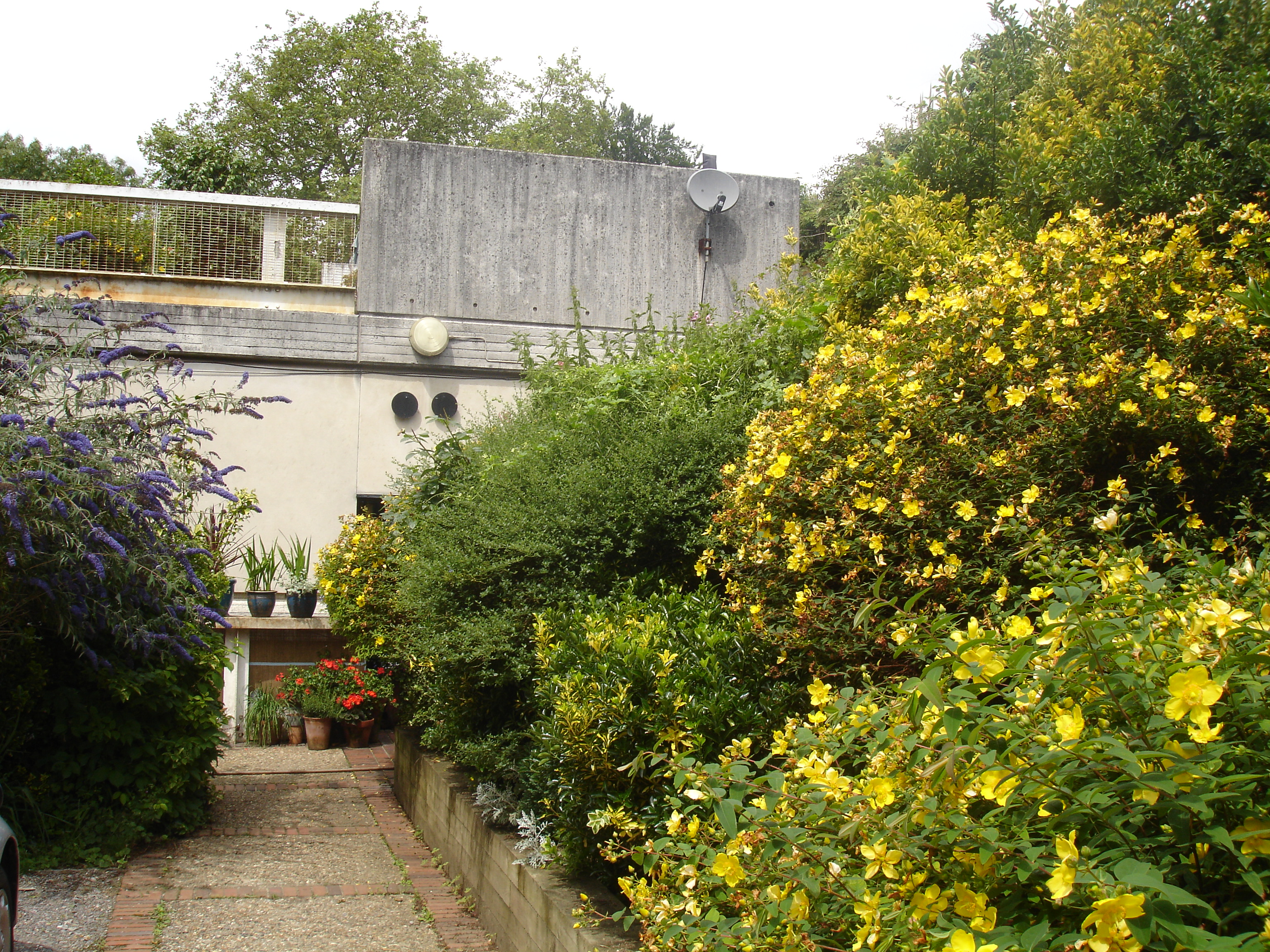 Pic of Branch Hill, a 1970s scheme by Camden Architects Department.